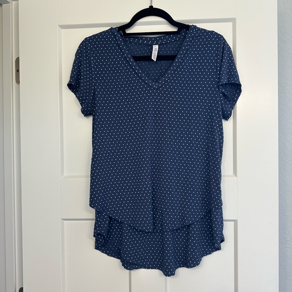 Latched Mama v neck boyfriend nursing tee